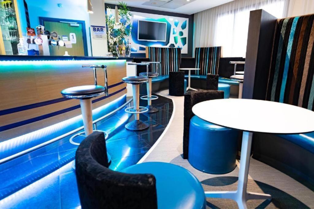 Chati-Bourg Citea Express Dayuse - Suite 3 Pieces W -- 25 Min Paris Montparnasse -- 15 Min Velizy Chatillon  Luaran gambar